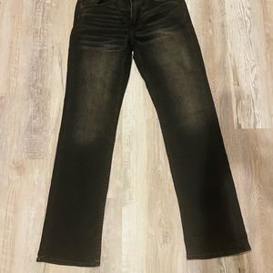 Buckle BKE black Jake jeans…superior stretch….33x36